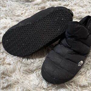 The North Face Black Quilted Slippers